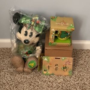 Minnie Mouse The Main Attraction Tiki